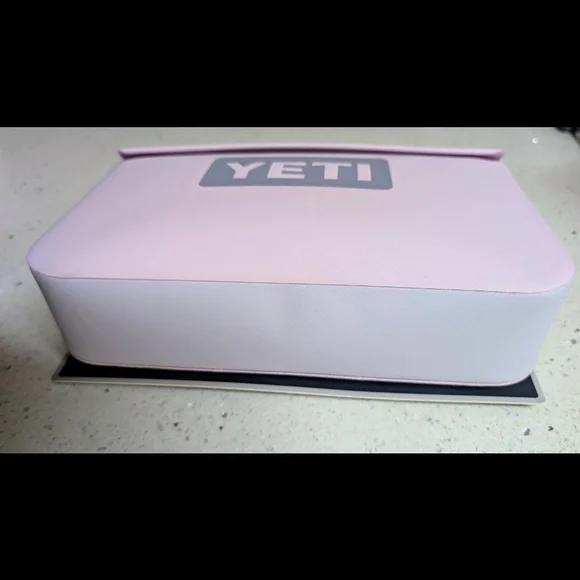 YETI Sidekick 3L Cherry Blossom Pink Waterproof Dry Bag  display picture 1
